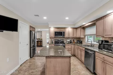 2 Surrey Ct, Forked River, NJ 08731 photo 13