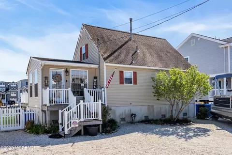 55 Jennie Dr, Manahawkin, NJ 08050