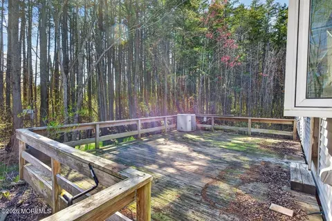 Exterior - 127 E Lakeside Dr E, Forked River, NJ 08731 photo 6 of 6