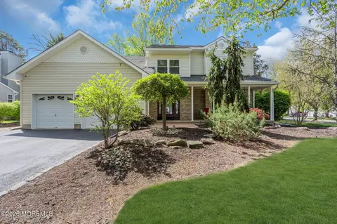 1 Edinburgh Ct, Jackson, NJ 08527