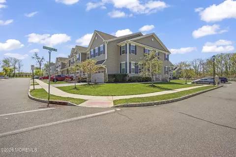 20 Jasmine Dr, Monroe, NJ 08831
