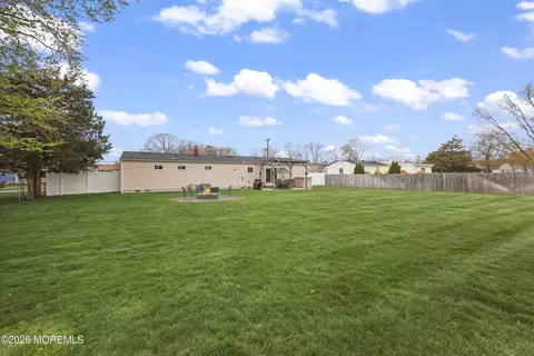 Exterior - 9 Maple Ln, Howell, NJ 07731 photo 6 of 7