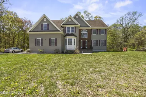 39 Friendship Rd, South Brunswick, NJ 08512