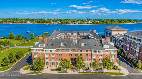 368 Rector St #307, Perth Amboy, NJ 08861