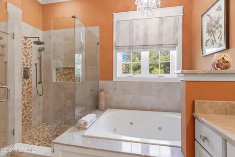 Bath - 79 Strathmere St, Waretown, NJ 08758 photo 5 of 5