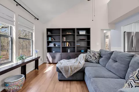 904 Poppy Pl, Jackson, NJ 08527