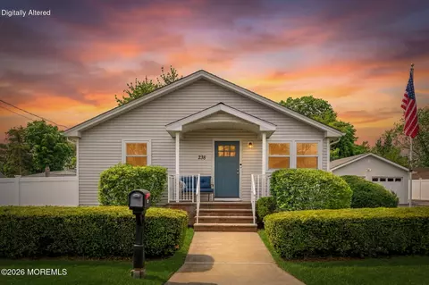 238 Forepeak Ave, Beachwood, NJ 08722