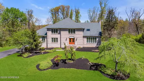 7 Shira Ln, Manalapan, NJ 07726