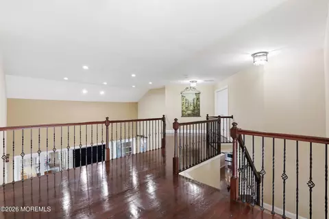 Entry Way - 21 Conor Rd, Jackson, NJ 08527 photo 4 of 5