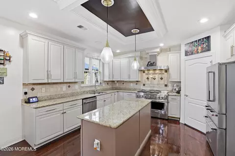 Kitchen - 21 Conor Rd, Jackson, NJ 08527 photo 1 of 4