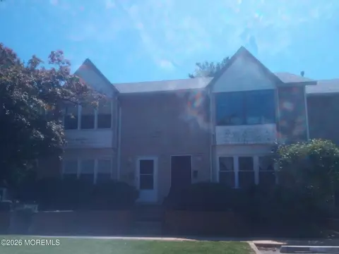 133 Coventry Dr, Lakewood, NJ 08701