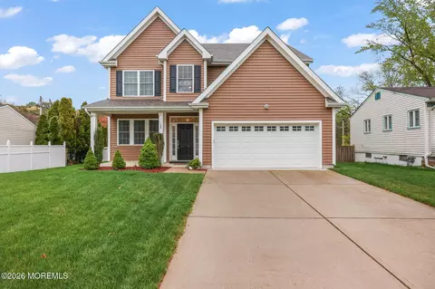 136 Southwood Dr, Old Bridge, NJ 08857