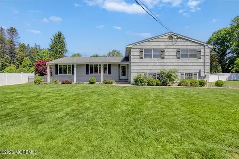 31 Cameron Ct, Freehold, NJ 07728