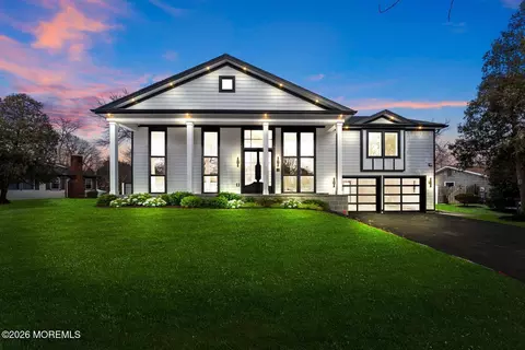 9 Fairview Rd, Marlboro, NJ 07746