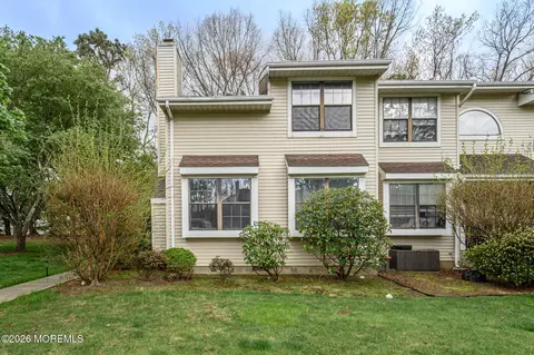 1108 Arlington Dr, Toms River, NJ 08755