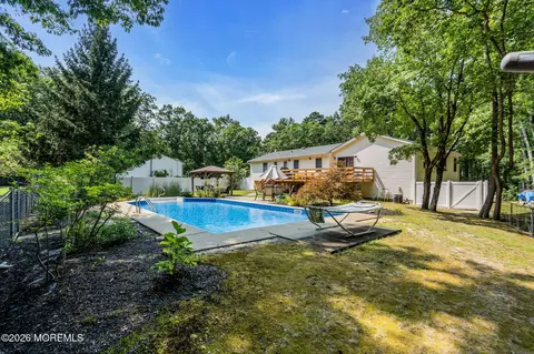 203 Freehold Rd, Jackson, NJ 08527