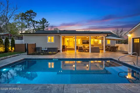 222 18th Ave, Brick, NJ 08724