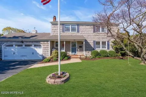 100 Mohegan Rd, Manasquan, NJ 08736