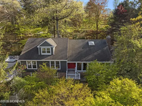 17 Park Way, Highlands, NJ 07732