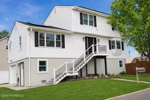 225 Isabelle Ave, Union Beach, NJ 07735