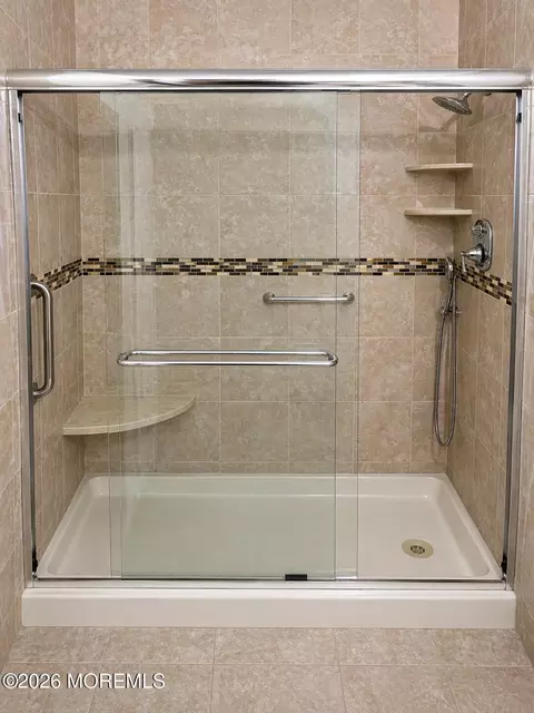14 Skyline Dr, Brick, NJ 08724 photo 8