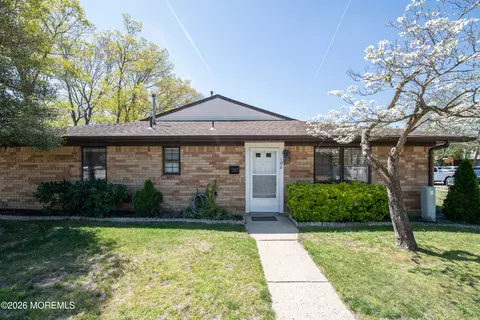 106 Belinda Ct, Brick, NJ 08724