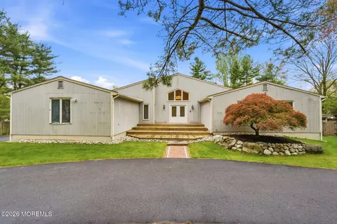 122 University Dr, Lincroft, NJ 07738