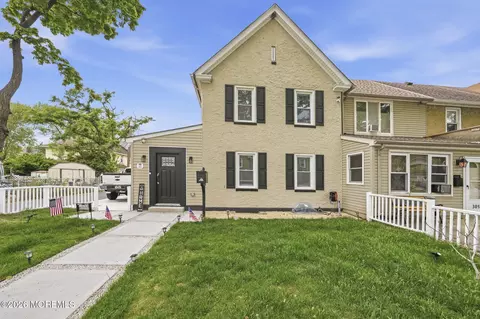 303 Paris Ave, Brooklawn, NJ 08030