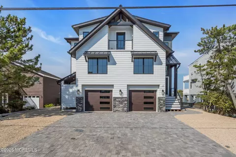 17 Lange Ave, Harvey Cedars, NJ 08008