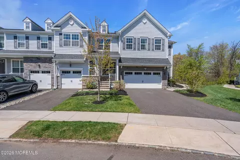 48 Begonia Ln, Monroe, NJ 08831