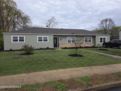 8 Knox Blvd, Neptune City, NJ 07753