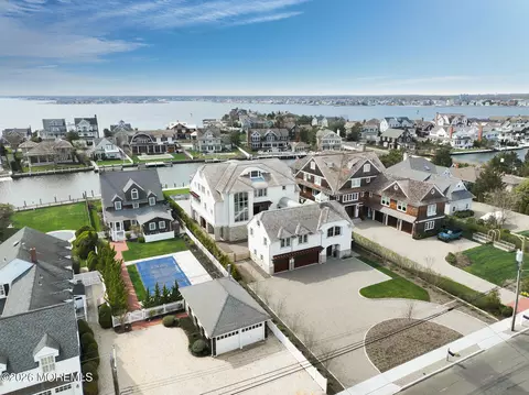940 Barnegat Ln, Mantoloking, NJ 08738