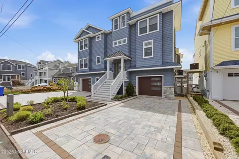 11 Anne Ln, Beach Haven West, NJ 08050