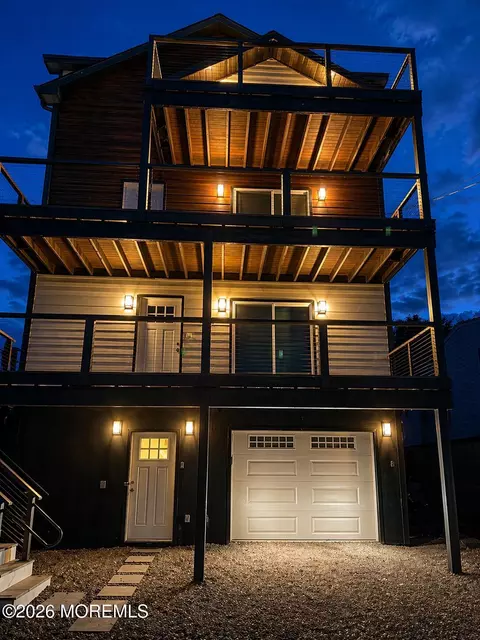 34 Waterwitch Ave, Highlands, NJ 07732