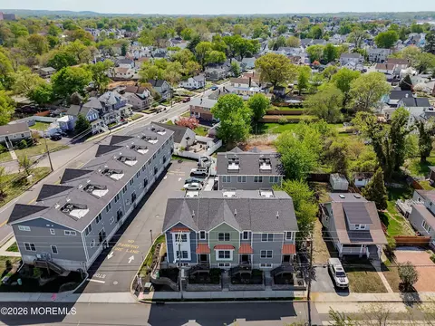 333 First St # 8, Keyport, NJ 07735
