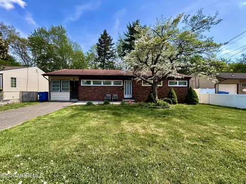 174 Princeton Rd, Parlin, NJ 08859