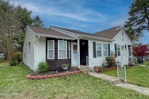 5 Berkeley St #A, Whiting, NJ 08759