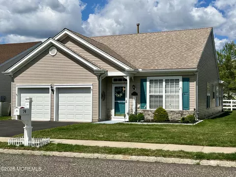 74 Robin Ln, Barnegat, NJ 08005