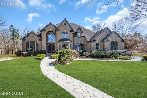 2281 Clover Hill Ln, Toms River, NJ 08755