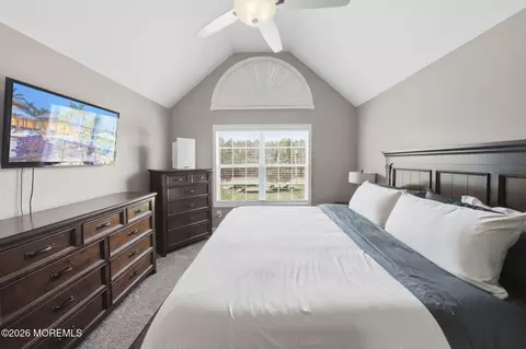 Bedroom - 295 Frank Applegate Rd, Jackson, NJ 08527 photo 2 of 5