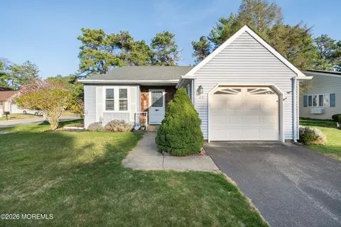 83 Milford Ave #54B, Whiting, NJ 08759