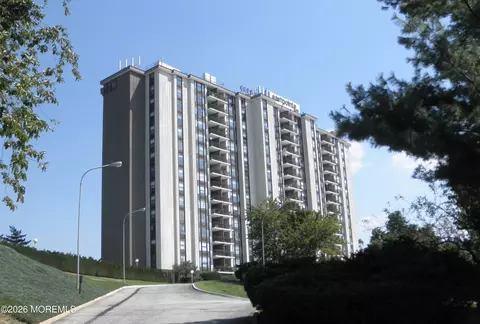1 Scenic Dr #PH 10, Highlands, NJ 07732