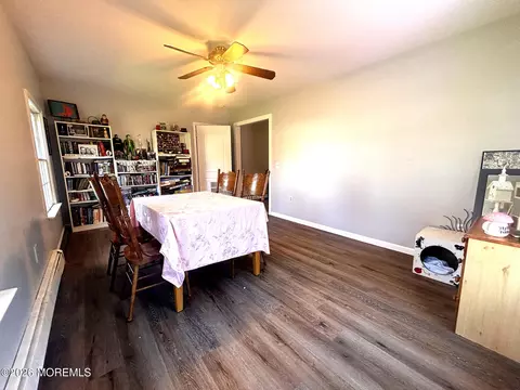 Dining - 1005 Beach Blvd, Forked River, NJ 08731 photo 2 of 2