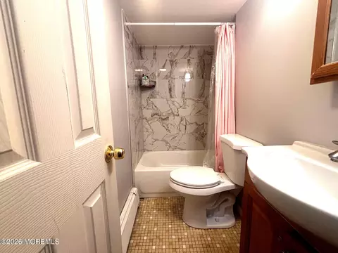 Bath - 1005 Beach Blvd, Forked River, NJ 08731 photo 1 of 2