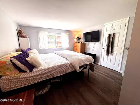 Bedroom - 1005 Beach Blvd, Forked River, NJ 08731 photo 2 of 3