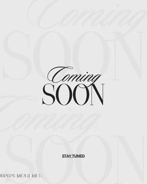 5 Lusia Ct, Howell, NJ 07731