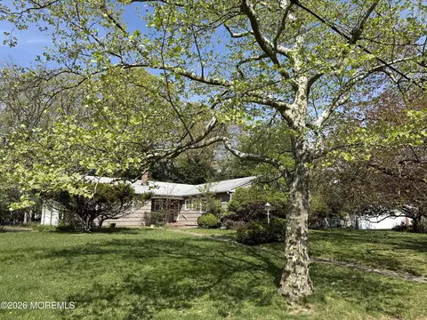 1302 W Chicago Blvd, Sea Girt, NJ 08750