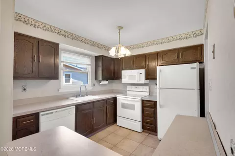 Kitchen - 58 Central Blvd, Brick, NJ 08724 photo 1 of 4