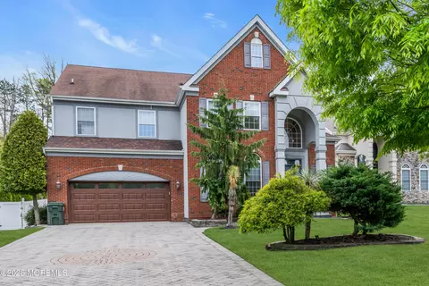 15 Rockspray Ct, Howell, NJ 07731