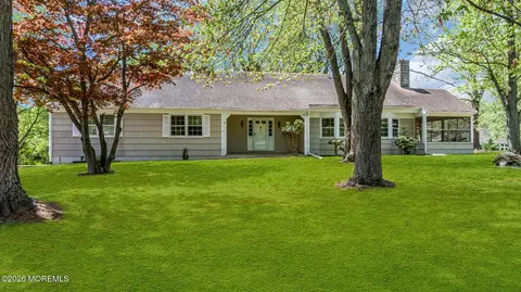 12 Maple Dr, Colts Neck, NJ 07722